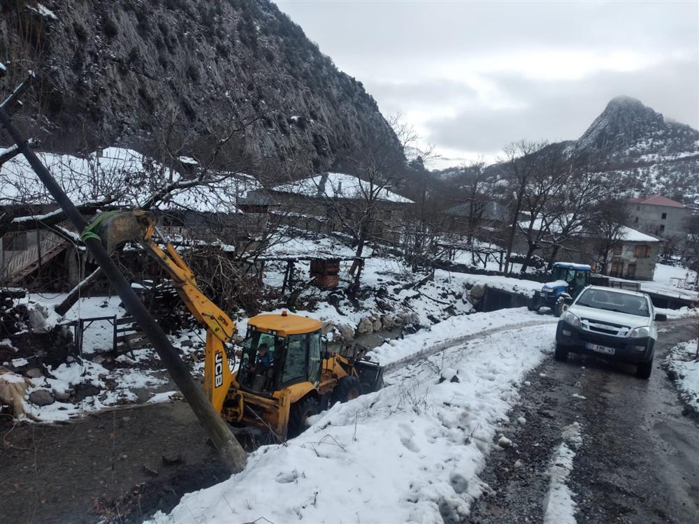 yollarda kaldı 3 dc3d2