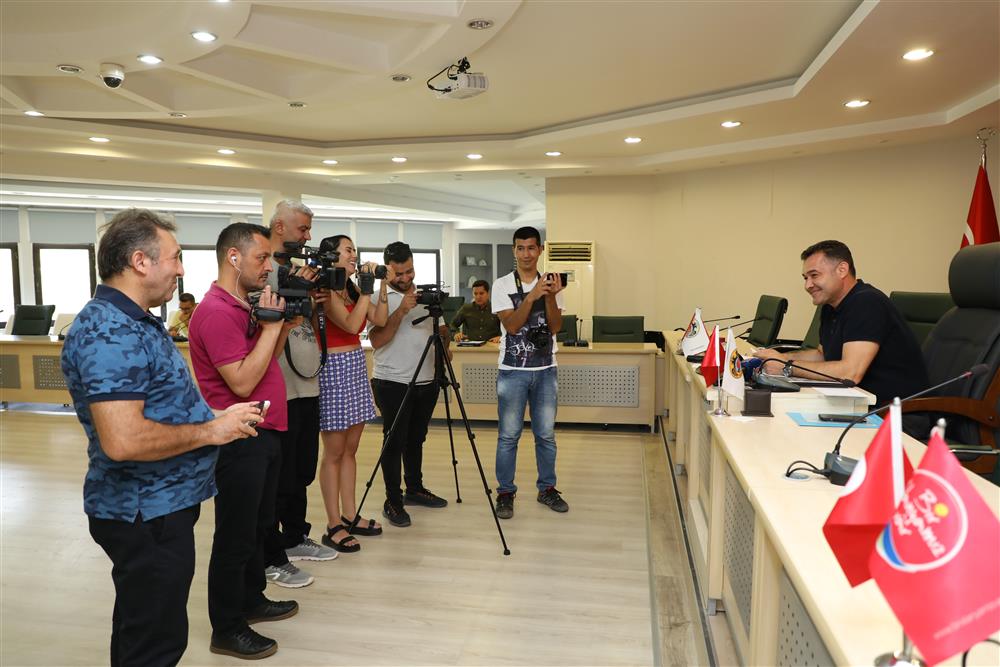 yücel davet etti 2 3f7fa