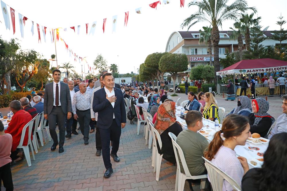 yücel konaklı iftar sofrasında 2 48335