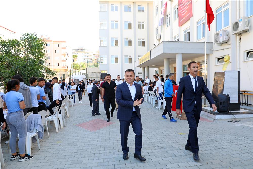 yücel okulda 2 3530c