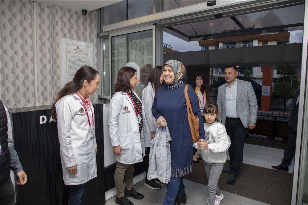 yücel ve ailesi kız yurdunda 2 8efb7