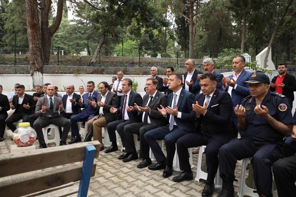 yücel ve bayramlaşma 6 b92ca