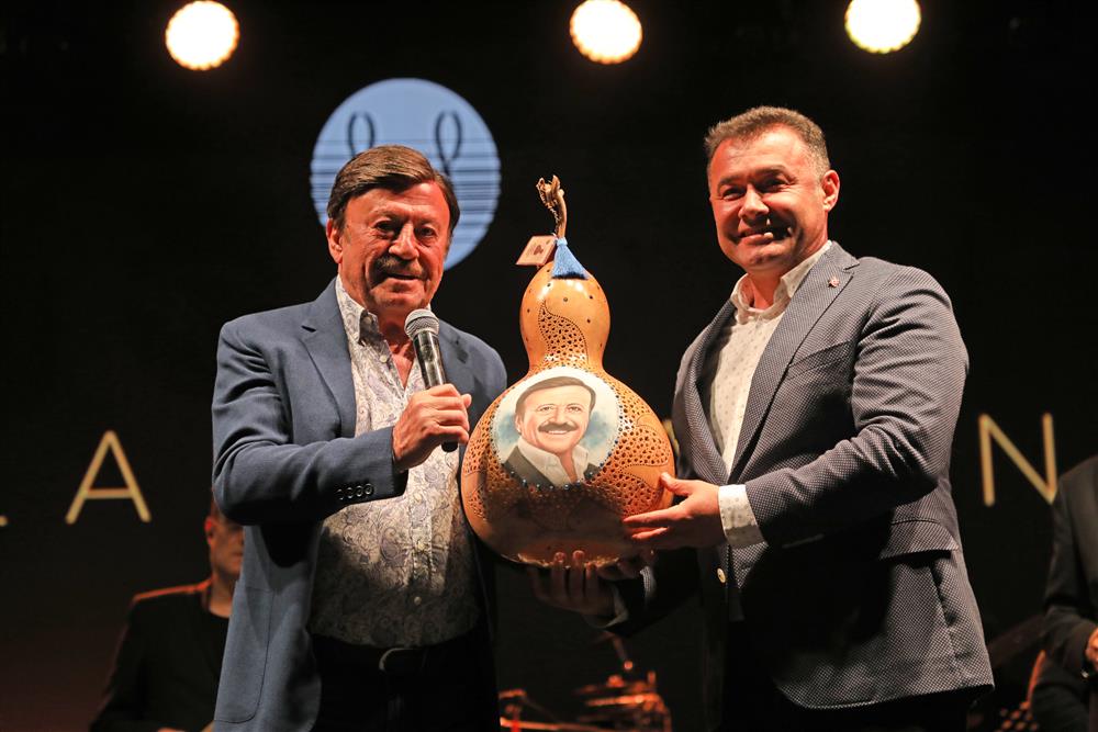 yücelden gökbel teşekkürü 6.selami şahin ile 5f5ae