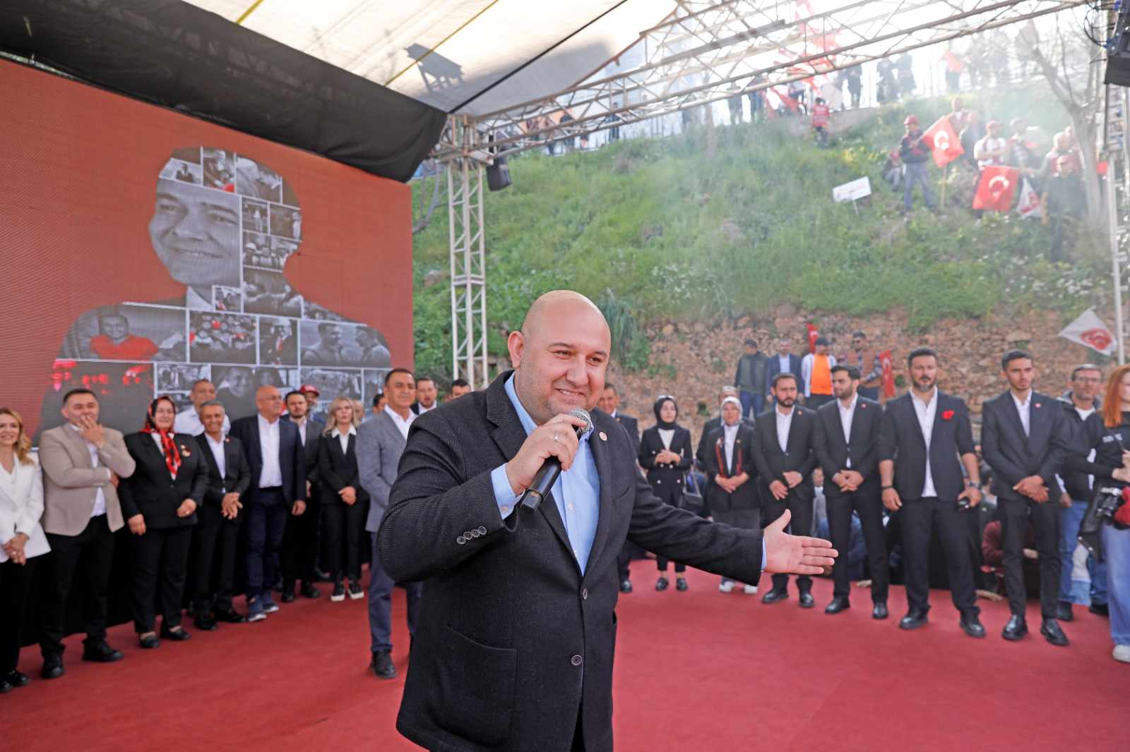 yüzyılın yürüyüşü yücel ile 15.jpgmhp il başkanı 6be7a