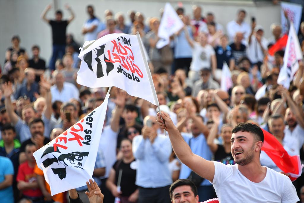 ÇEKMEKÖY 6 1558888084 PHOTO 2019 05 26 19 23 35 1 59c5d