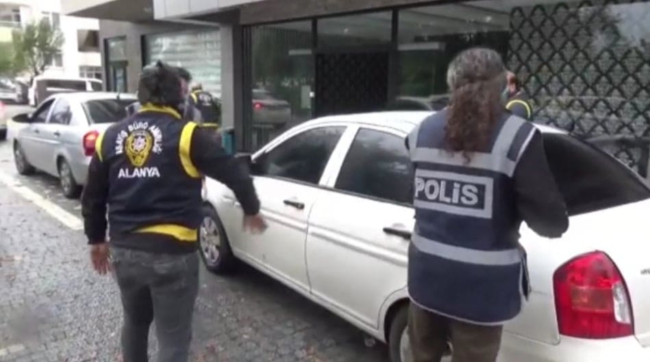 ÇETELERE DARBE 3 024b4