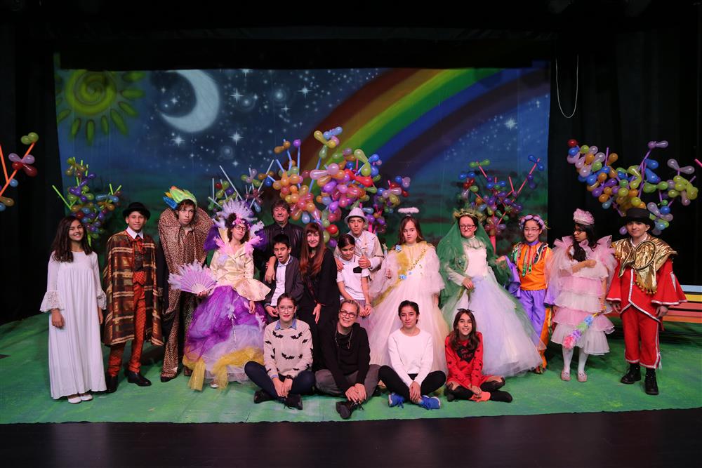 ÇOCUKLARA TİYATRO 3 863454144258663408 1b8e6