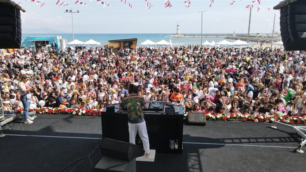 ÇOCUK FESTİVALİ VE 23 NİSAN 4 a2ada