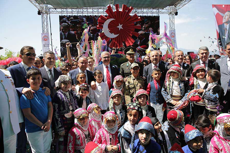 çocuk başkan 1 7dcee