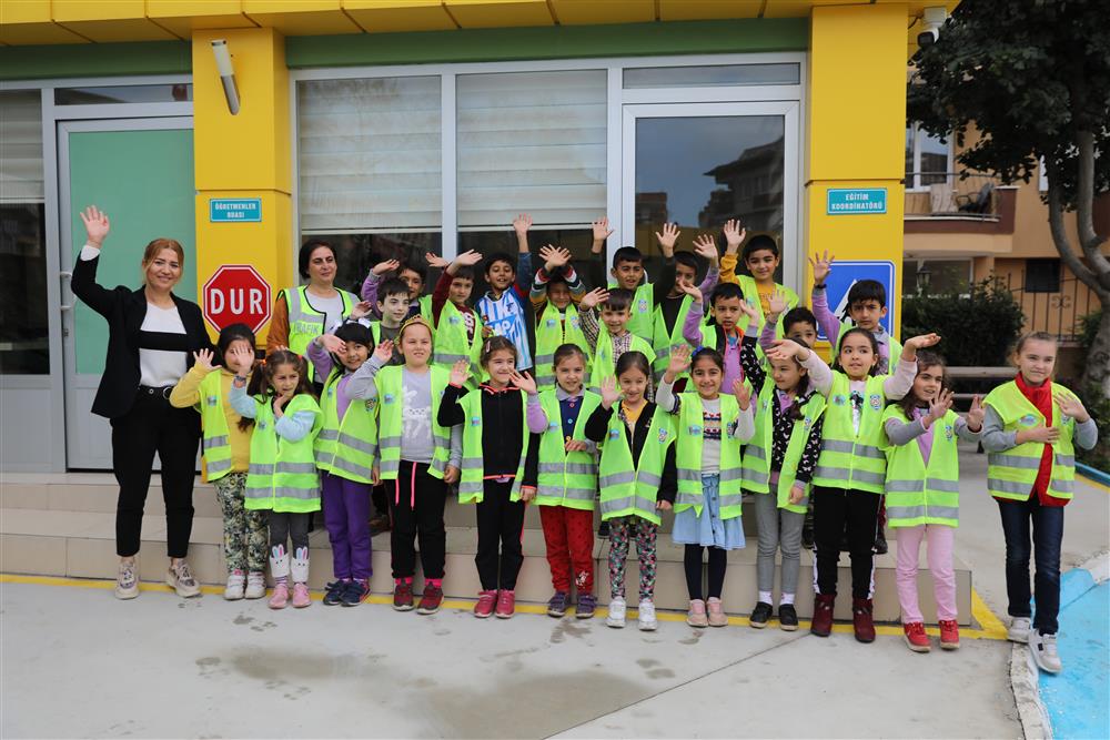 çocuklara trafik eğitimi 5 822490880739631296 5eeea