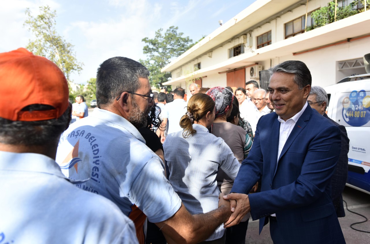 ü u 4 thumbnail MURATPAŞA BAYRAMLAŞMA 4 d970f