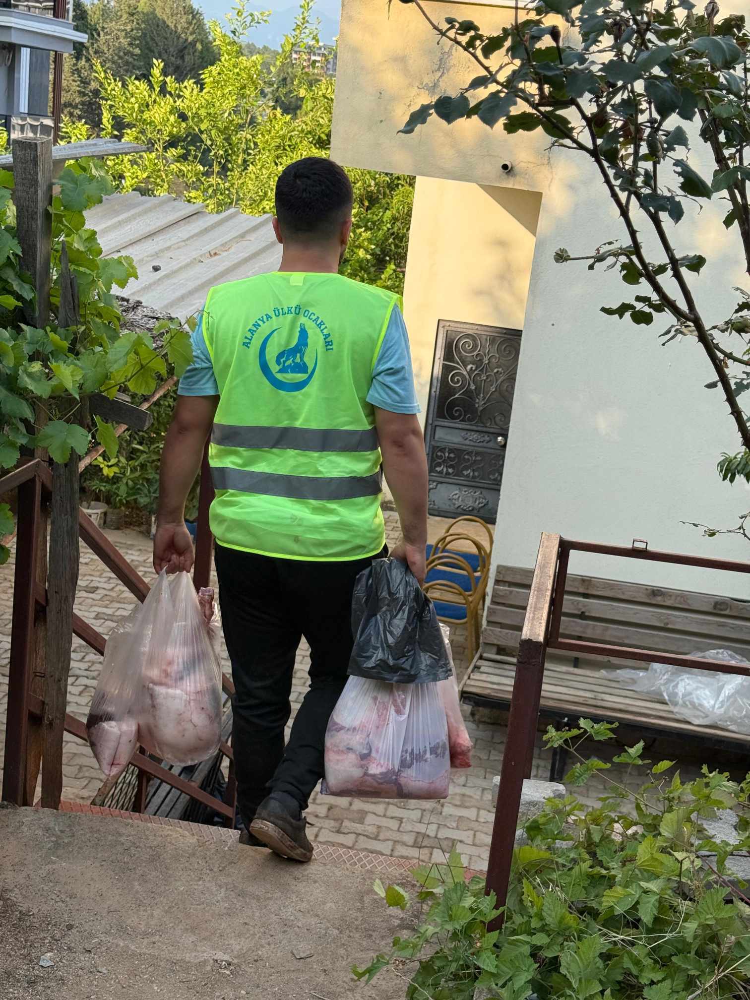 ülkü ocakları ve kurban bayramı 5 504494309 1418886829438477 6209820054675266562 n 6e076