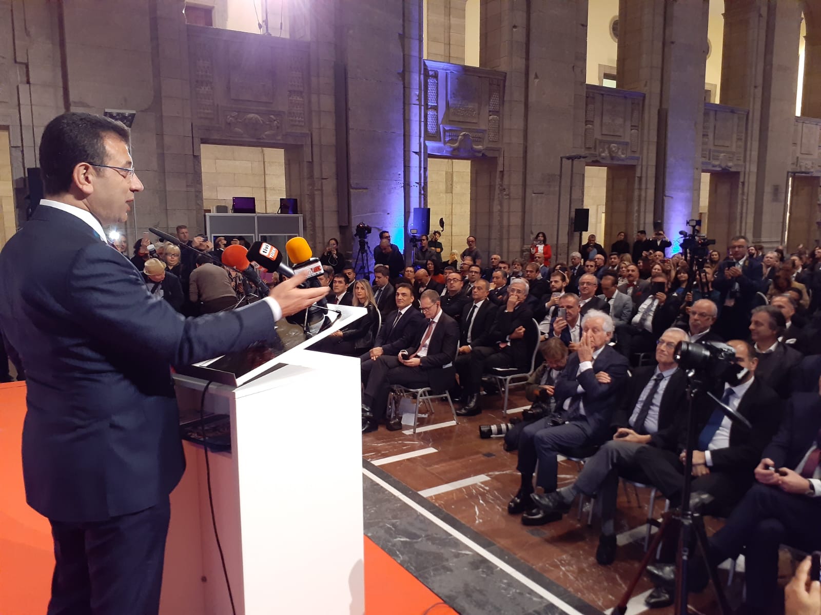 İMAMOĞLUNA ÖDÜL 2 1573243355 08112019 brln 5 fb219