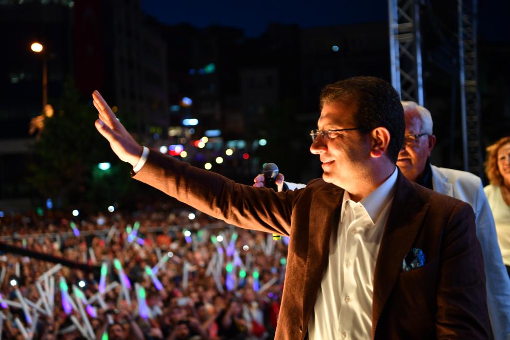 İMAMOĞLUNA ÖDÜL 5 1562442029 PHOTO 2019 07 06 22 35 37 e0846