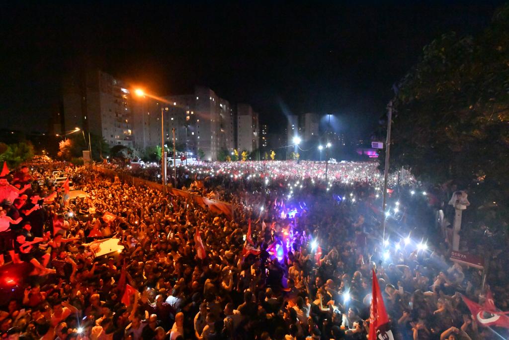 İMAMOĞLU ZAFERİ 10 1561371296 PHOTO 2019 06 24 13 08 09 3 29dd1