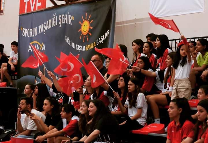 ŞAMPİYONLAR 6 d18c6