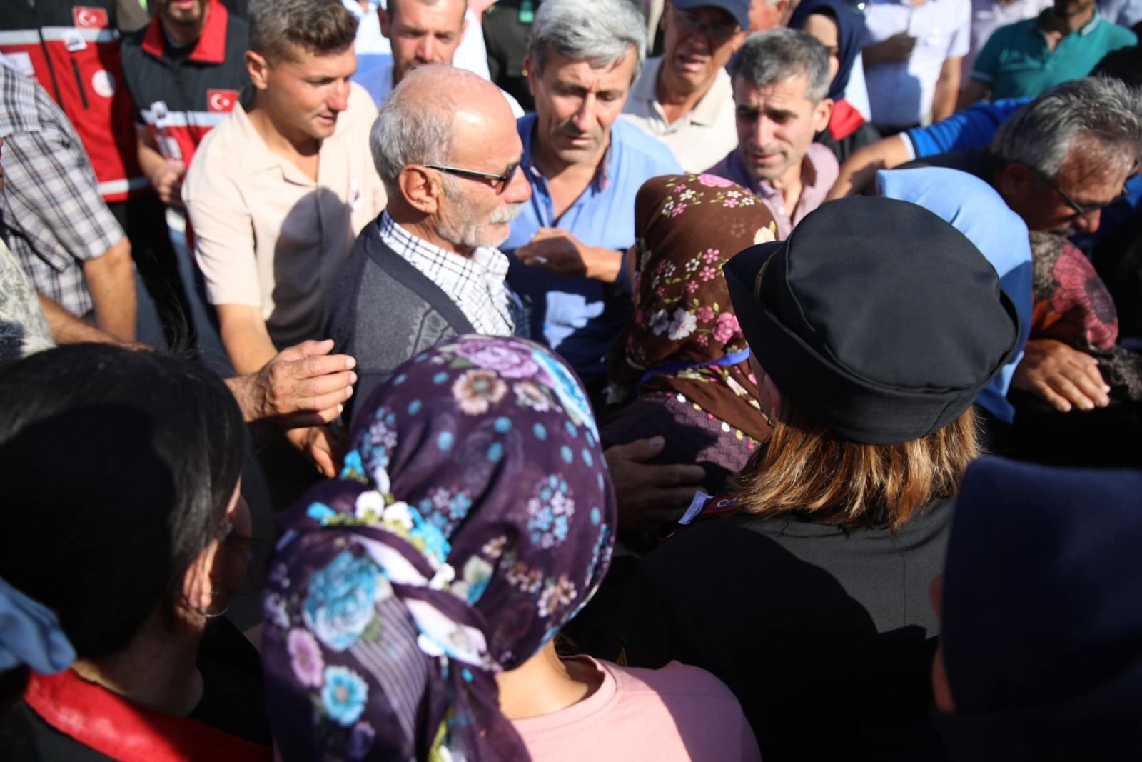 ŞEHİDİMİZ BABAOCAĞINDA 3.AİLESİ 80f05