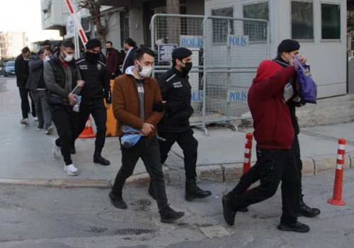 İzmir'deki dev uyuşturucu operasyonunda 116 tutuklama...